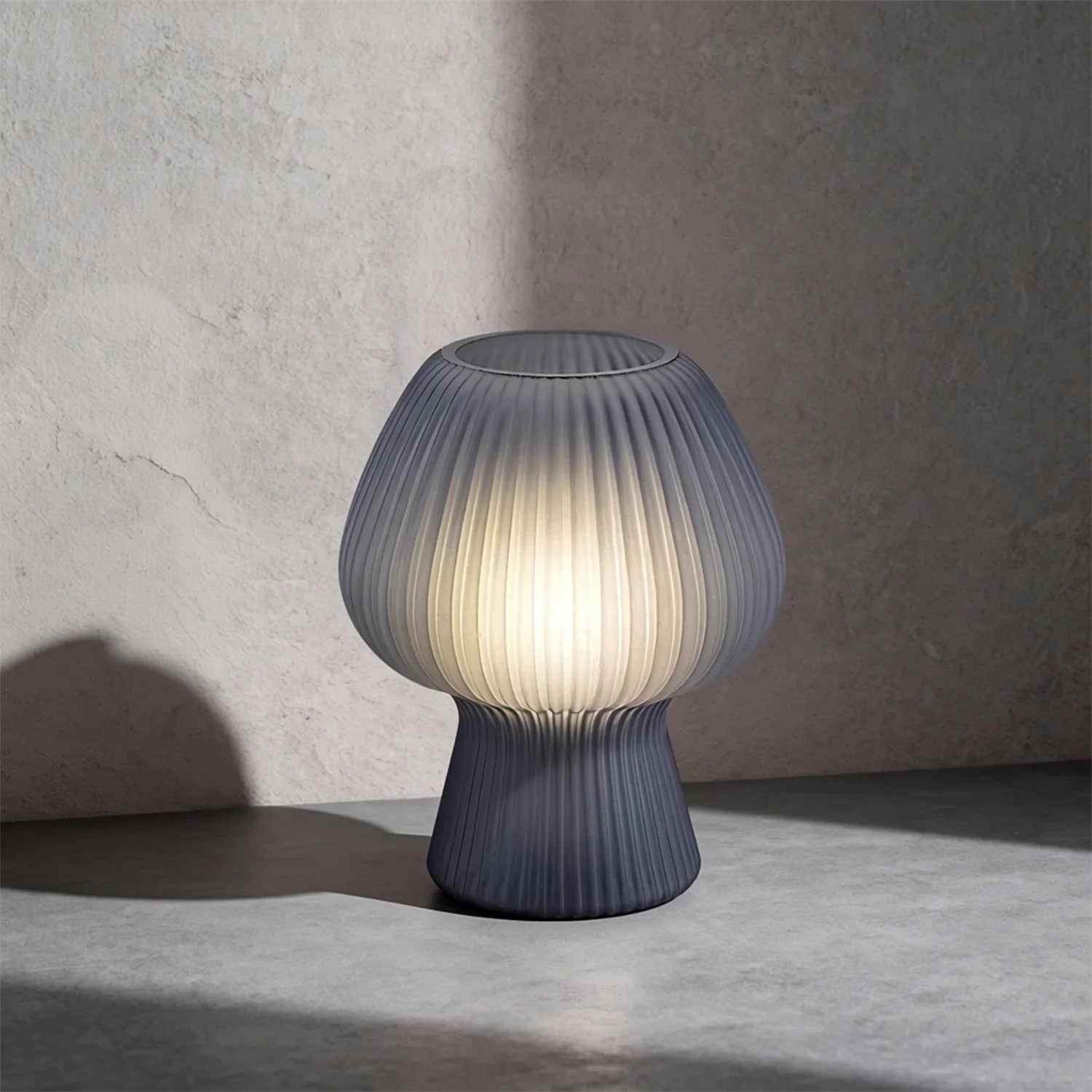 Lampka nocna dekoracyjna szkło dymne E14 Vinelle 74024 Rabalux