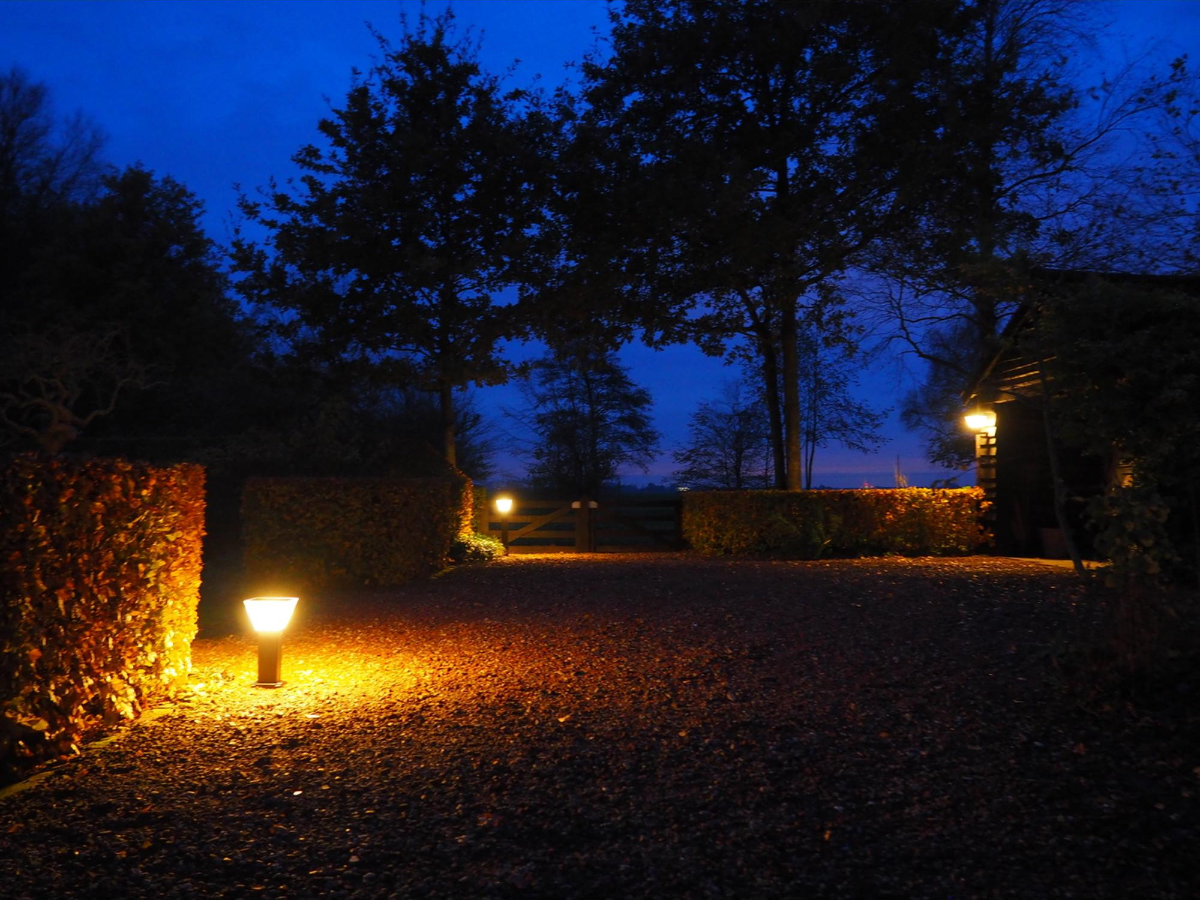 Lampe solaire Iplux® Berlin sur pied 60cm- Haute qualité - Durée de combustion 15 heures - 11