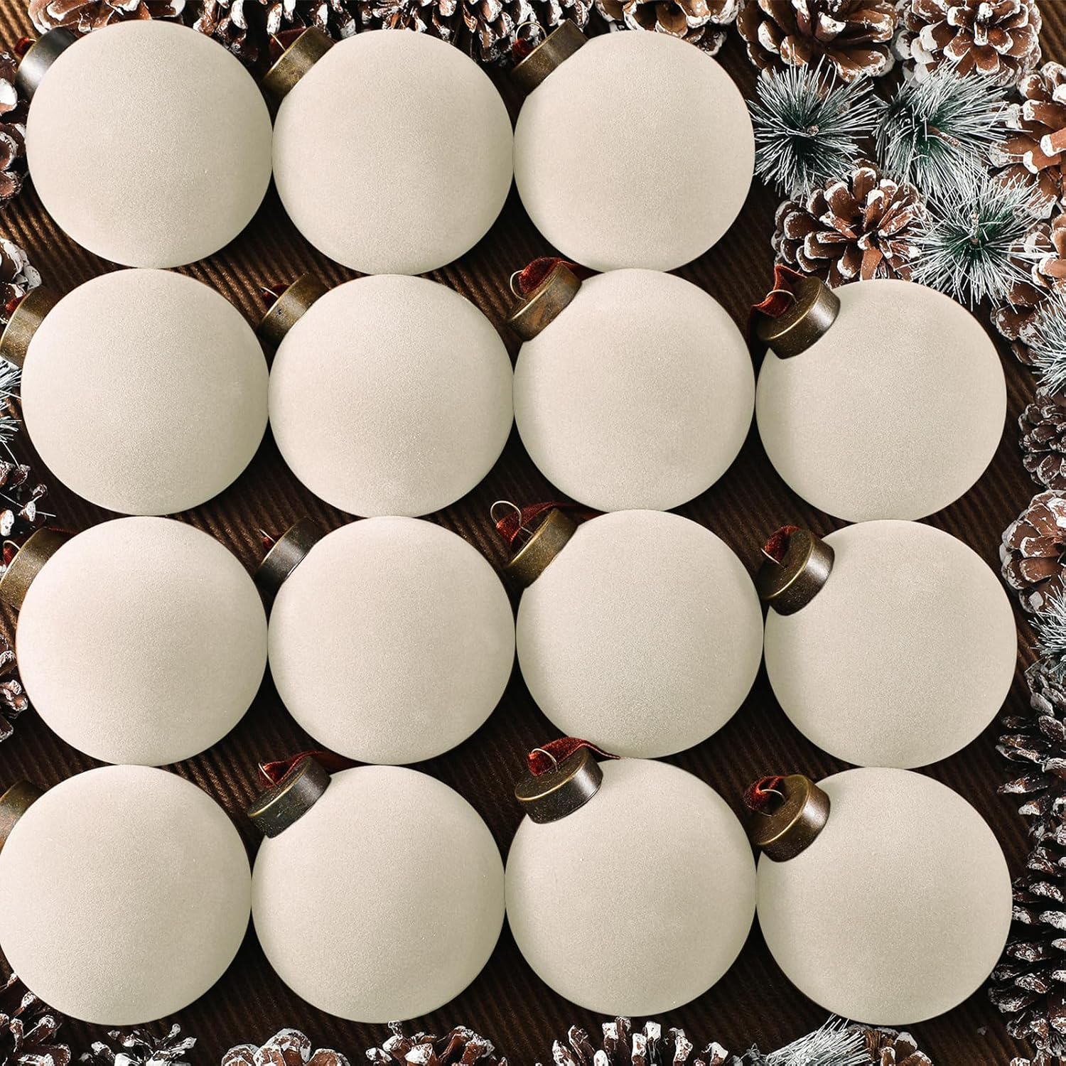 9 Palline di Natale da 9 cm - Decorazioni Natalizie per Interni per Feste, Matrimoni e Alberi | Leroy Merlin 9 Palline di Natale da 9 cm - Decorazioni Natalizie per Interni per Feste, Matrimoni e Alberi | Leroy Merlin