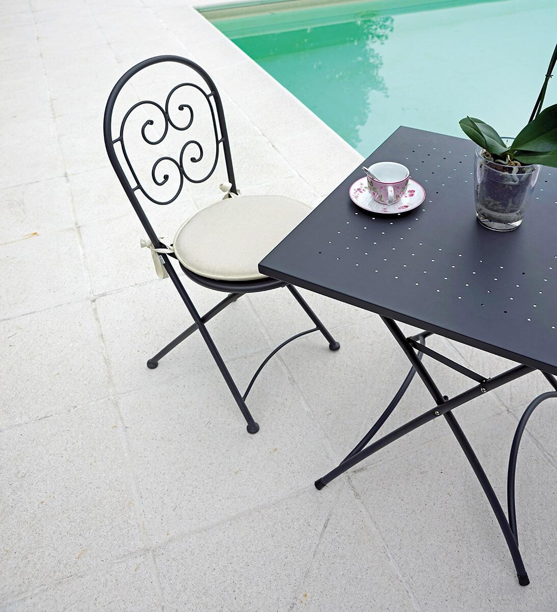 Tavolino Quadrato Pieghevole da Giardino 70x70 cm in Ferro