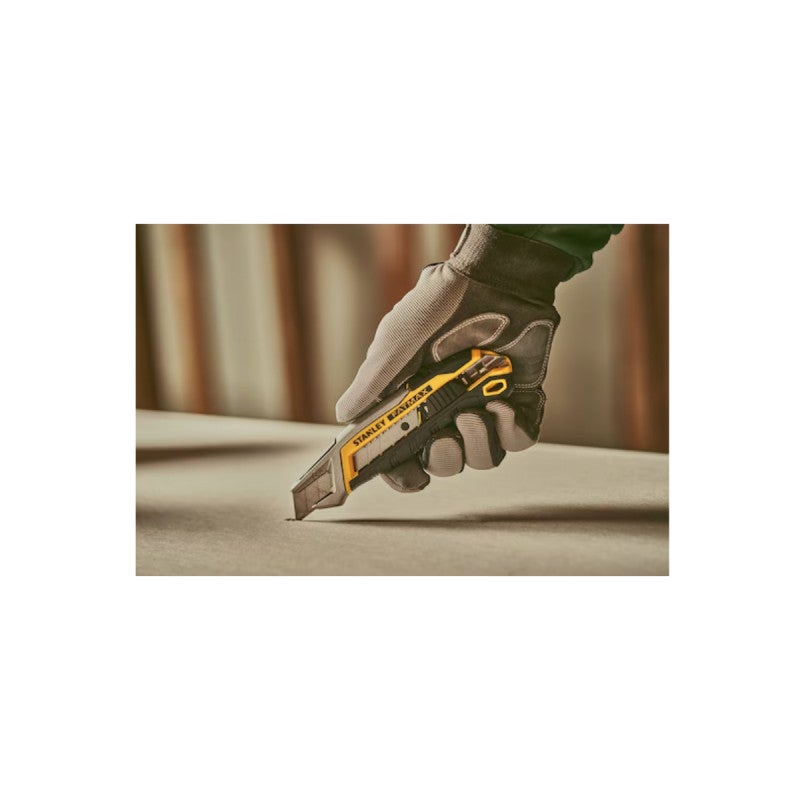 Cutter lame rétractable à bouton poussoir Fatmax STANLEY - lame 18 mm - 3