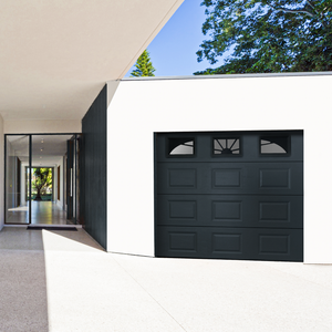 Porte de garage sectionnelle LINE prémontée avec hublots - moteur SOMFY - H.200 x l.240 cm anthracite