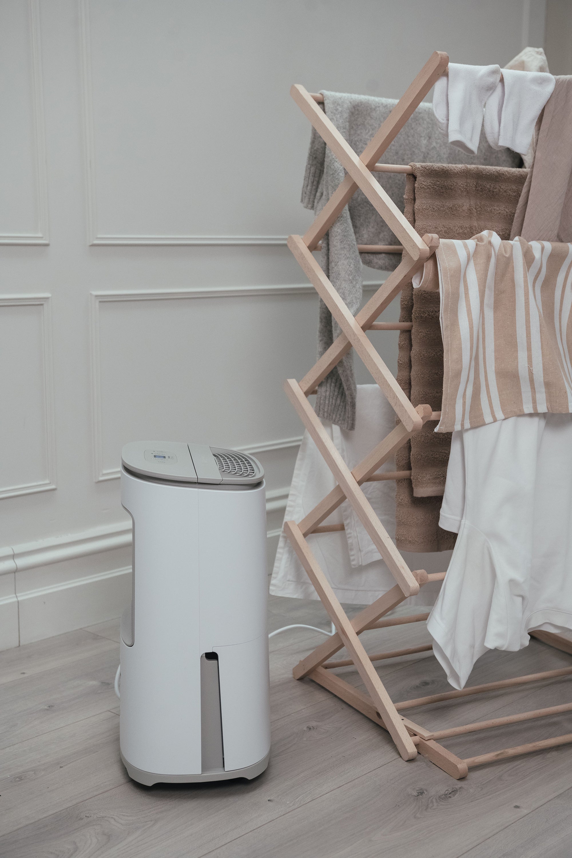 Déshumidificateur/Purificateur MeacoDry Arete One 12L, Couleur Charbon, idéal jusqu'à 3 chambres, consommation faible, silencieux 35dB - 8