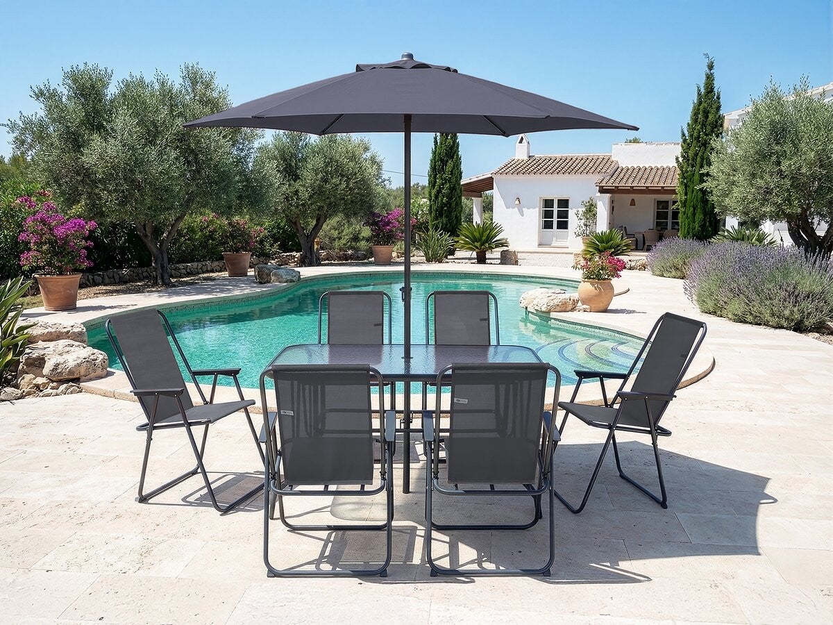 Mesa e cadeiras de jardim em metal 