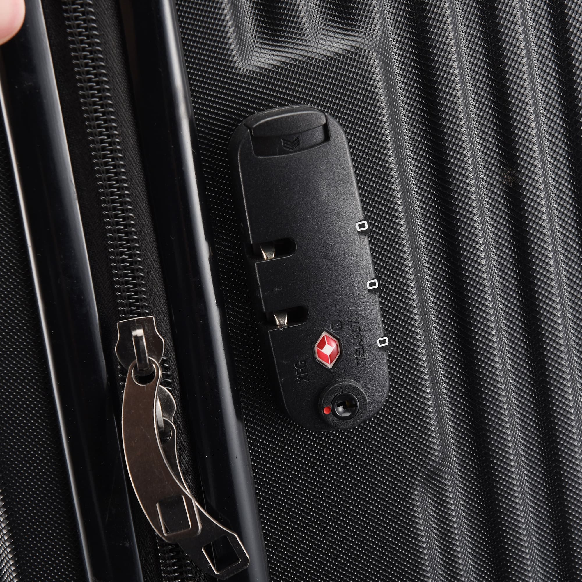 Ensemble de 3 valises extensibles classiques noires - Roues doubles pour plus de stabilité et de sécurité avec serrure TSA (20