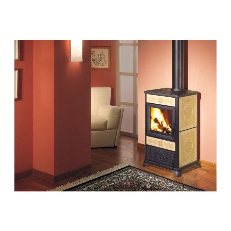 Piec na drewno Italiana Camini mod. Ninfa Beige 4-gwiazdkowy certyfikat