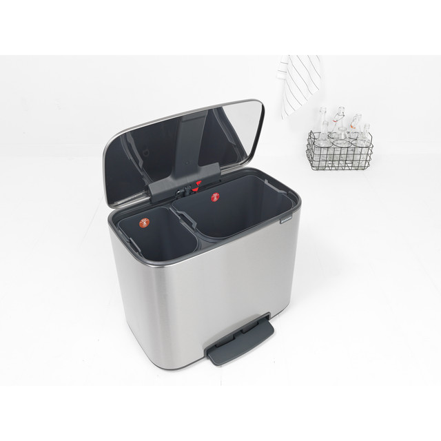 Cubo de Basura Brabantia Bo Pedal Matt Steel Antihuellas 11+23L