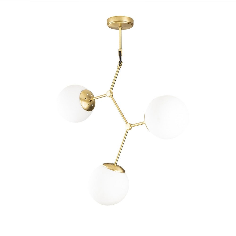 Lampa wisząca Mulen 3 światła Skandynawskie eleganckie złoto z białymi szklanymi kulami