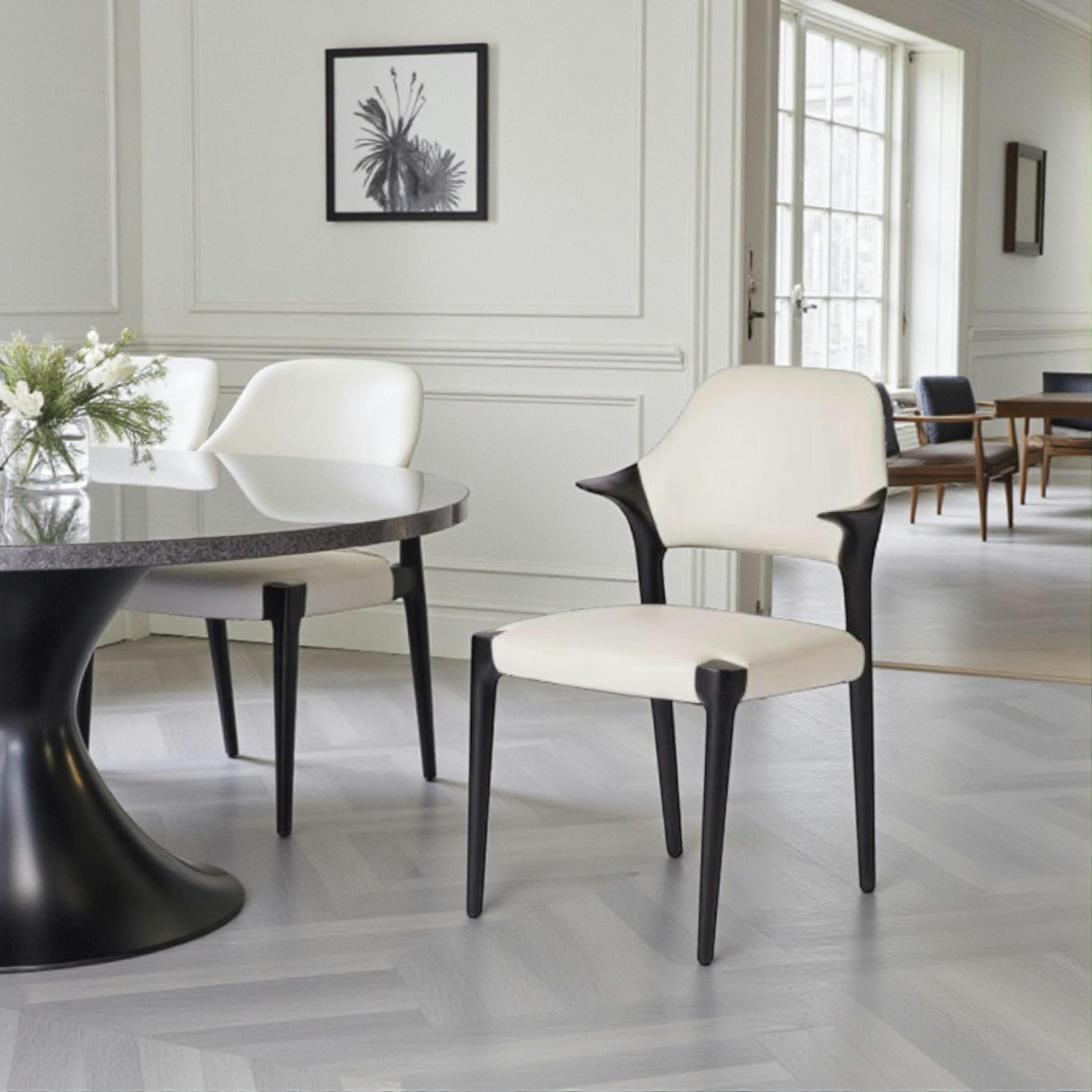 Chaise en cuir gris clair design, accoudoirs bois noir ALDER | Leroy Merlin