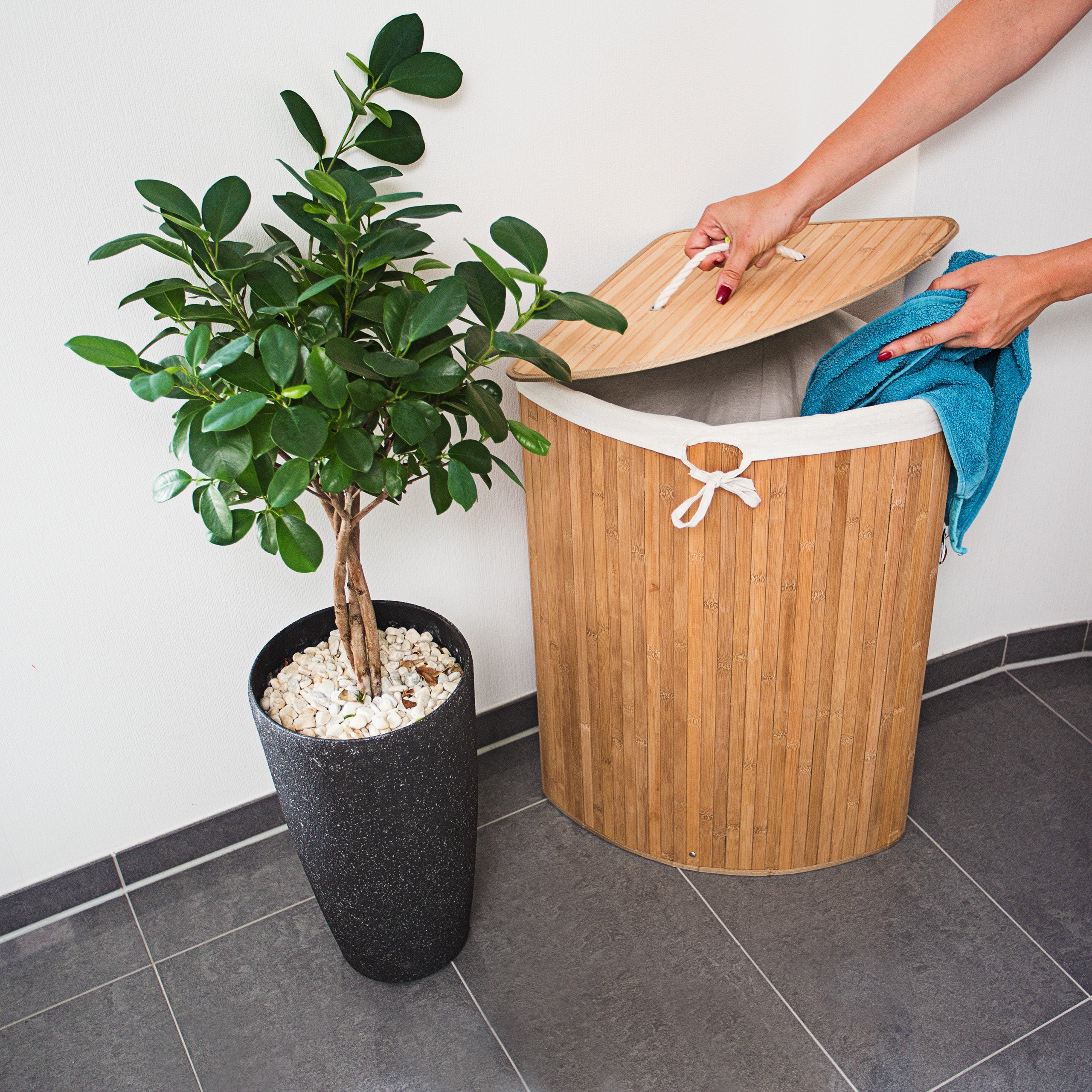 Panier à linge bambou, corbeille linge pliante, 60 L, sac intérieur coton, 65 x 49,5 x 37 cm, nature, Relaxdays - 3