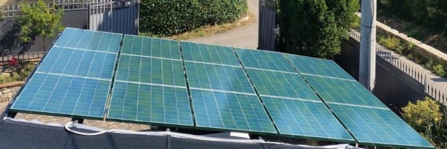 Pack de 10 Painéis Solares 340W cor Verde HJT RAL 6007 – Integração Arquitetónica