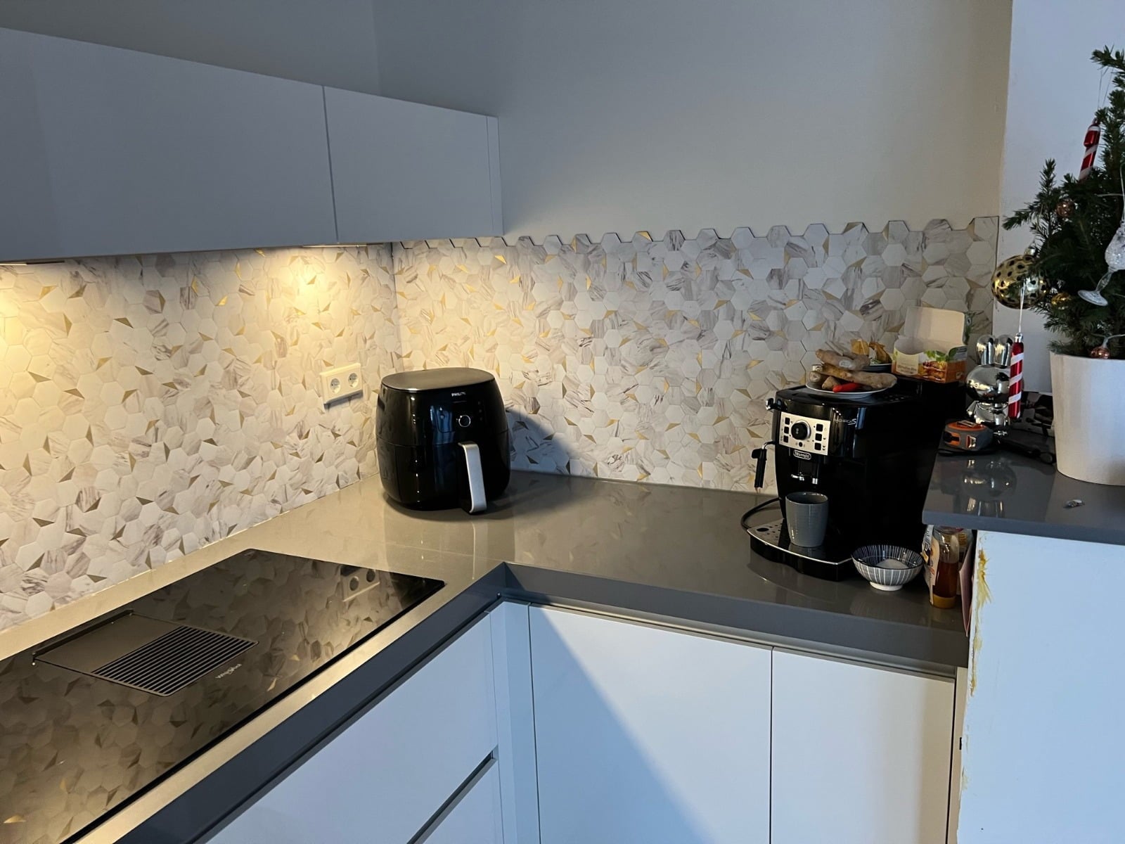 Revestimiento de Pared Mosaico Autoadhesivo Mármol Blanco Dorado Hexagonal – 28,8x29,2 cm, Grosor 0,4 cm - 2