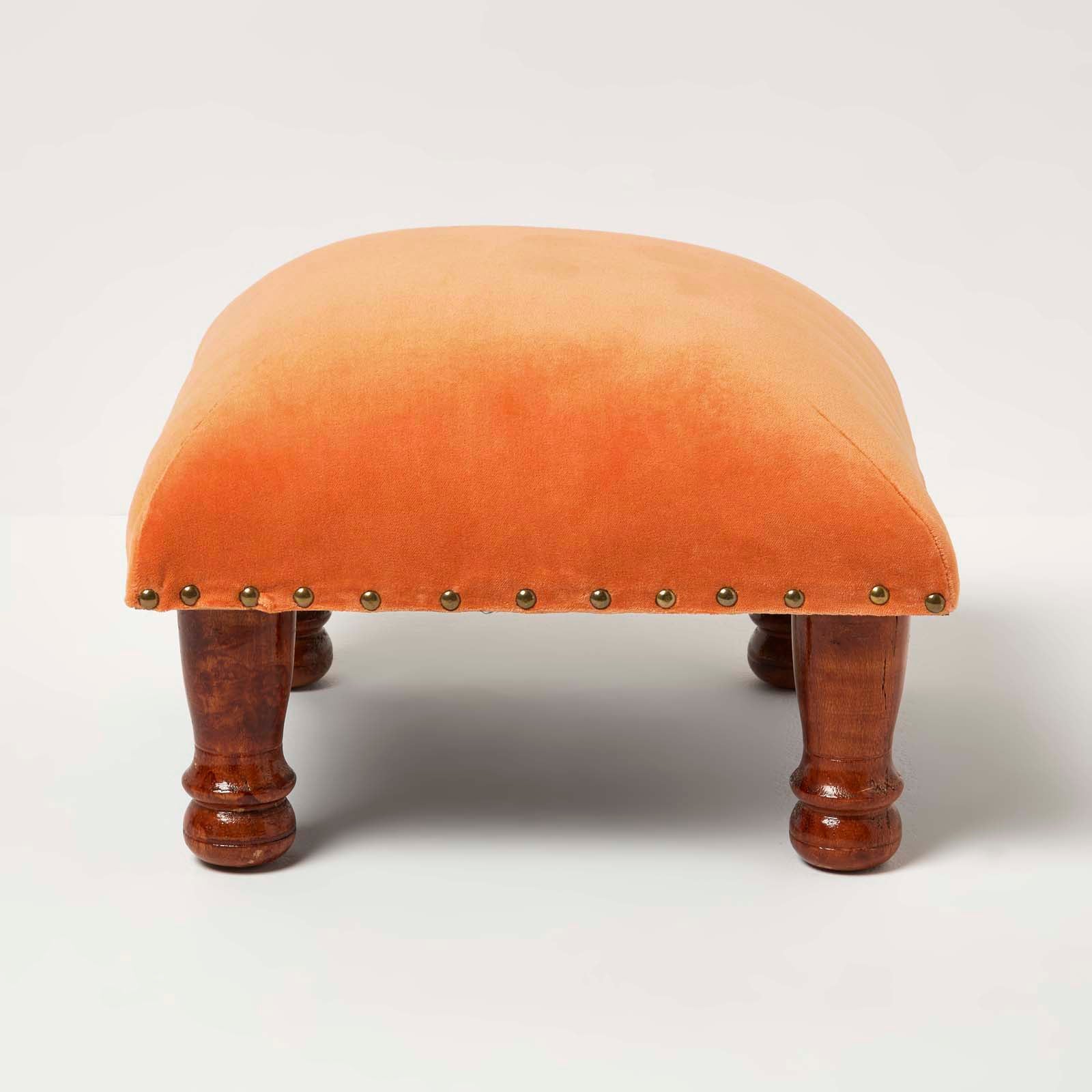 Homescapes Sitzpouf Aus Samt – Quadratisch, 60×60×27 Cm, Orange, Mit Baumwollsamt-Bezug Und Perlenfüllung