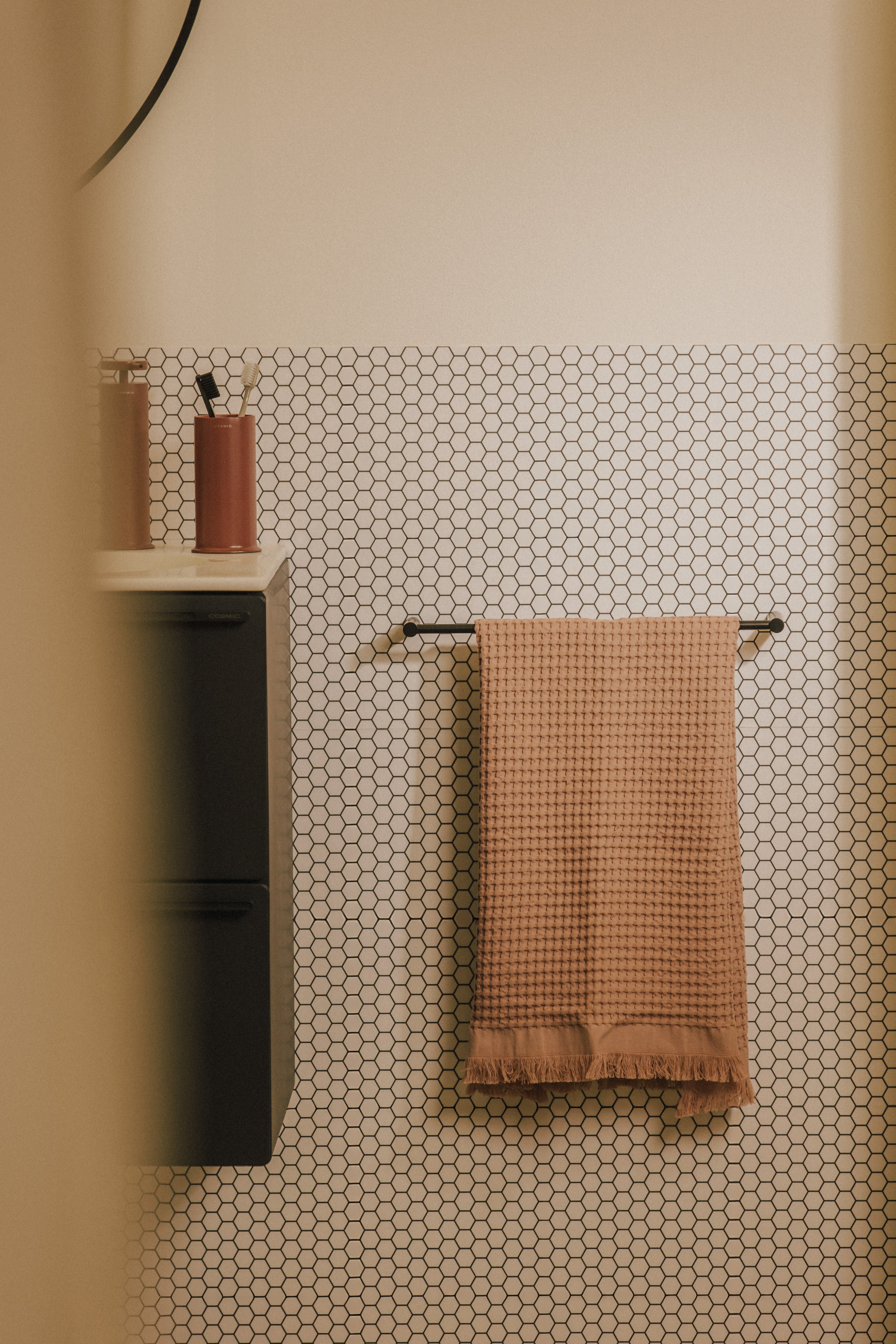 COSMIC Porte serviette, 40 cm, Vis Incluses, Acier Inoxydable, Anti-corrosion, Collection LOGIC - 2