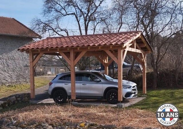 Carport bois 2 pentes en bois douglas 18 m², 6 poteaux. Abri voiture extérieur. Garantie 10 ans.