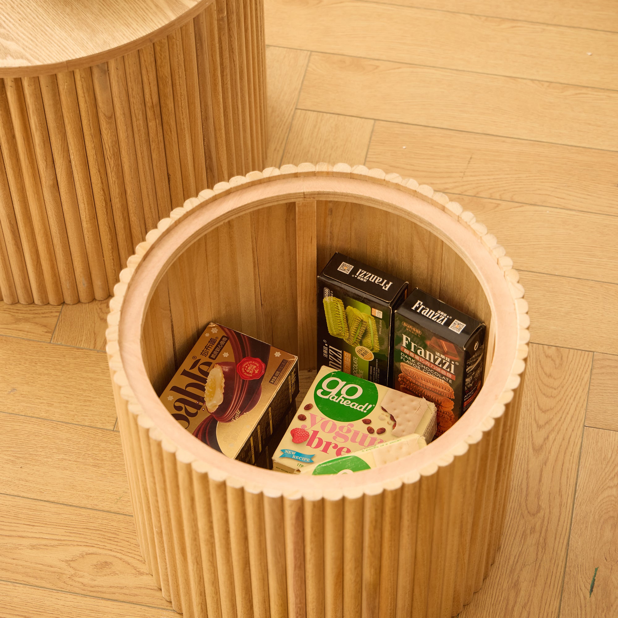 Nordlys - Set de 2 Tables Basses en Bois avec Rangement Frêne Marron - 4