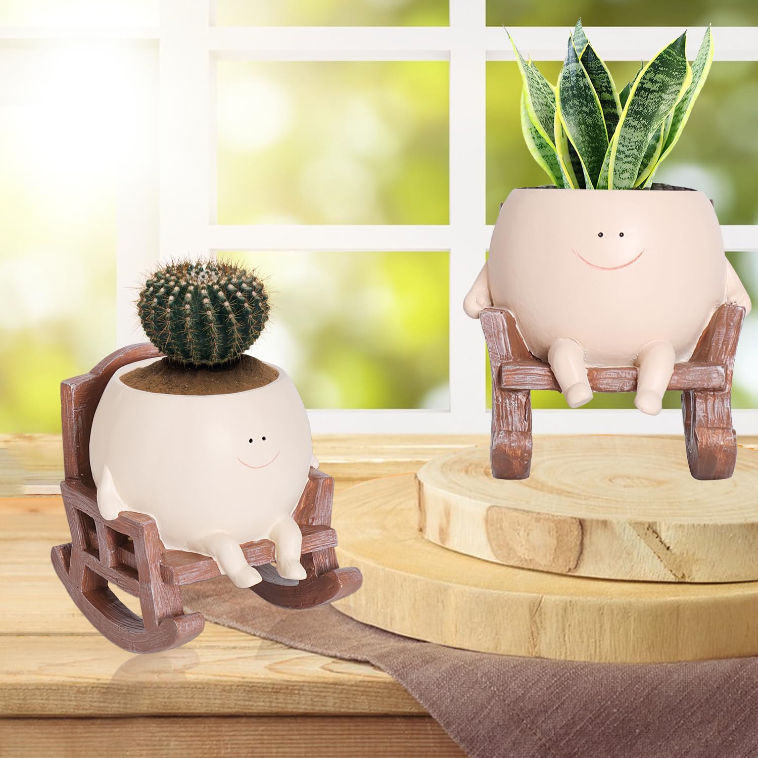 Mała doniczka w kształcie bujanego fotela z uśmiechniętą buzią, żółto-brązowa, 11,5x12,2x11,5cm, 2 sztuki