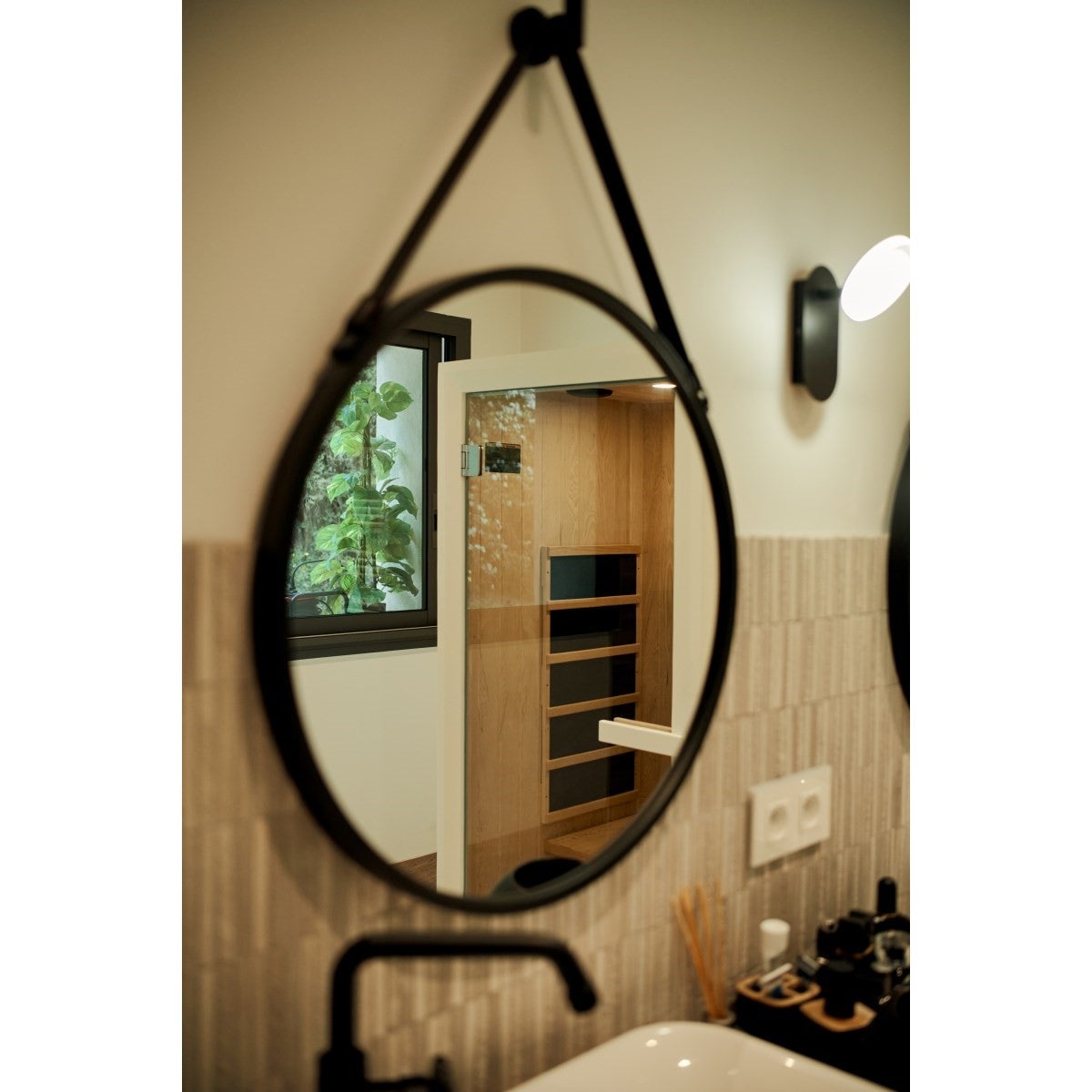 Sauna infrarouge Saulo - France Sauna - 1 personne - 90 x 90 x 190 cm - Bois Épicéa - 1 place - 5