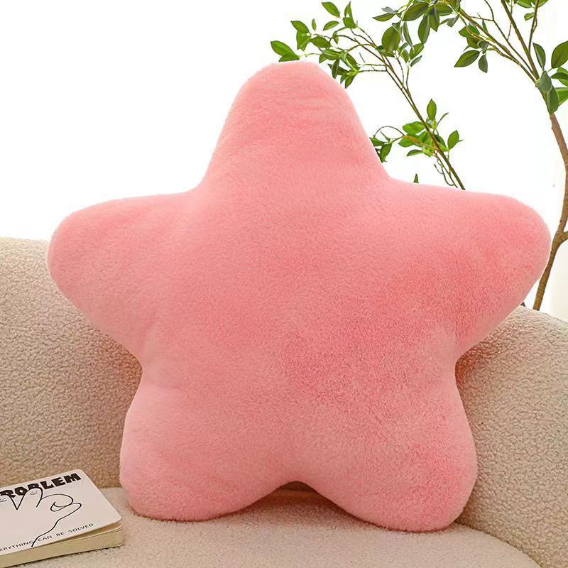 Chat en peluche mignon, chaton doux, animé couché, chat noir, jouet en