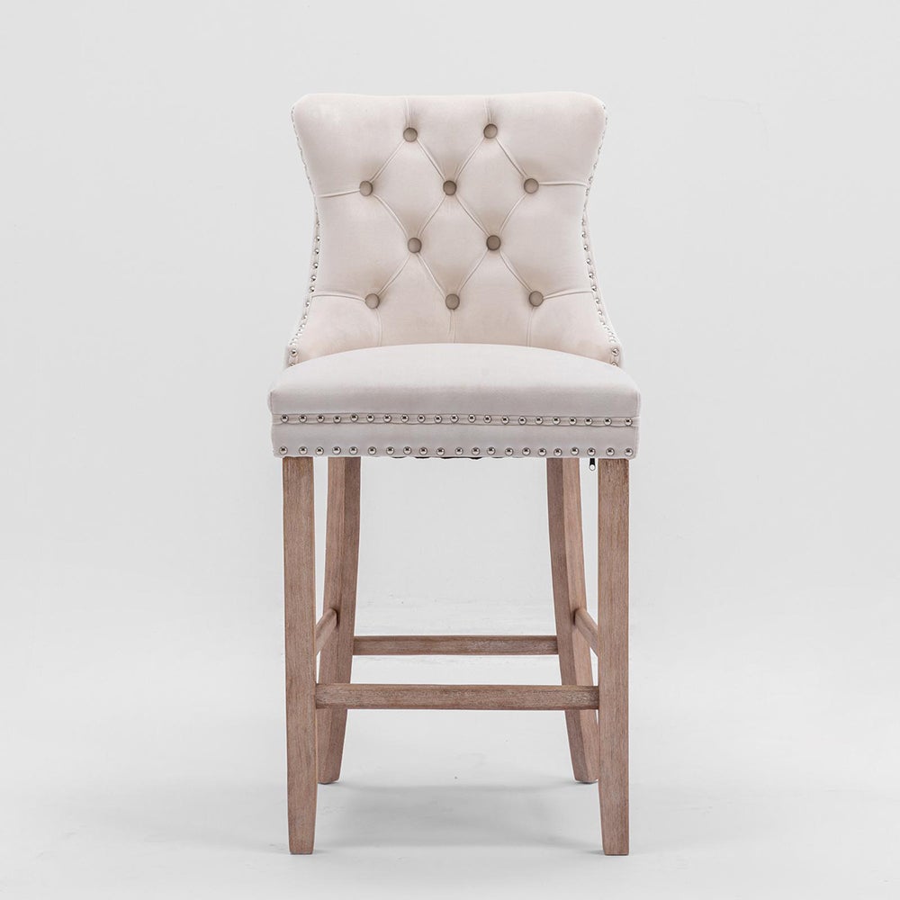Ensemble de tabourets de bar avec détails rivetés et pieds en bois, garniture chromée à clous, velours, beige - 5