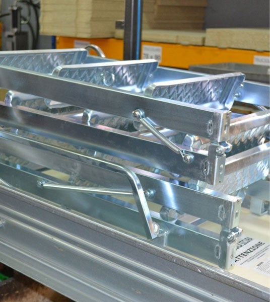 Escalier escamotable pour un accès terrasse de 2.60m à 2.80 - Trappe : 80x120cm - FGM/80120/TSP/2 - 3