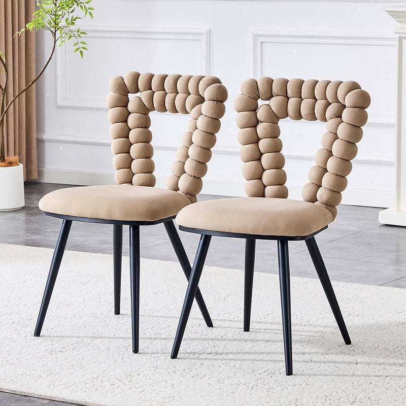 Krzesła do jadalni z aksamitu (zestaw 2 szt.) – oparcie z trójkątnym wycięciem, nogi z metalu pomalowanego na czarno, kolor camel