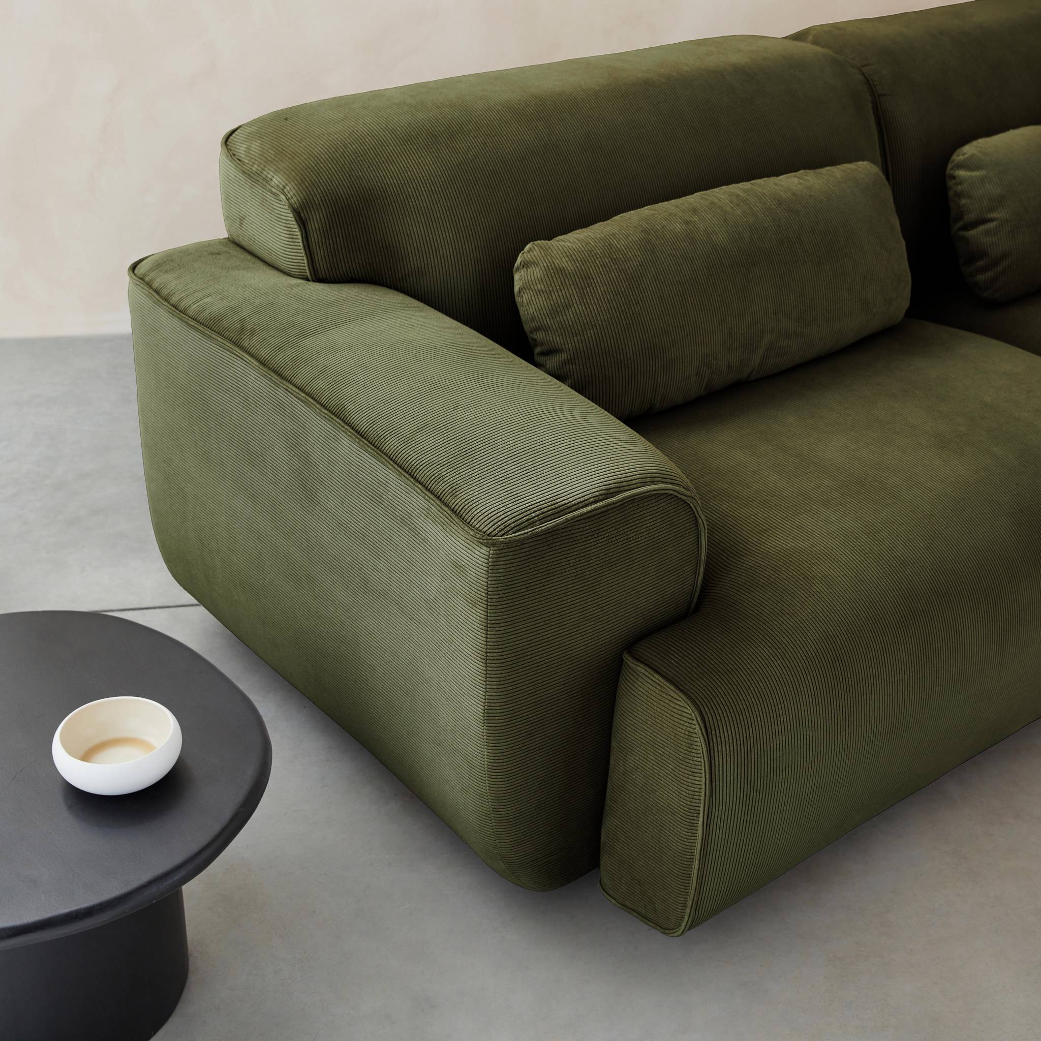 Canapé 3 places. tissu velours côtelé vert. 2 coussins déhoussables. Wallas L 230 x P 98 x H 73cm WALLAS - 5