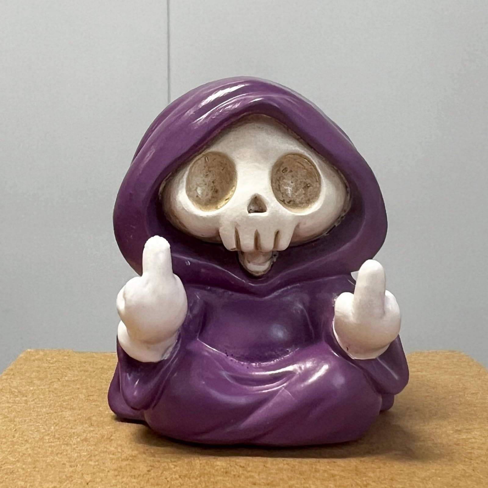 Statuette de fantôme d'Halloween - Figurine de fantôme en résine en forme de doigt d'honneur