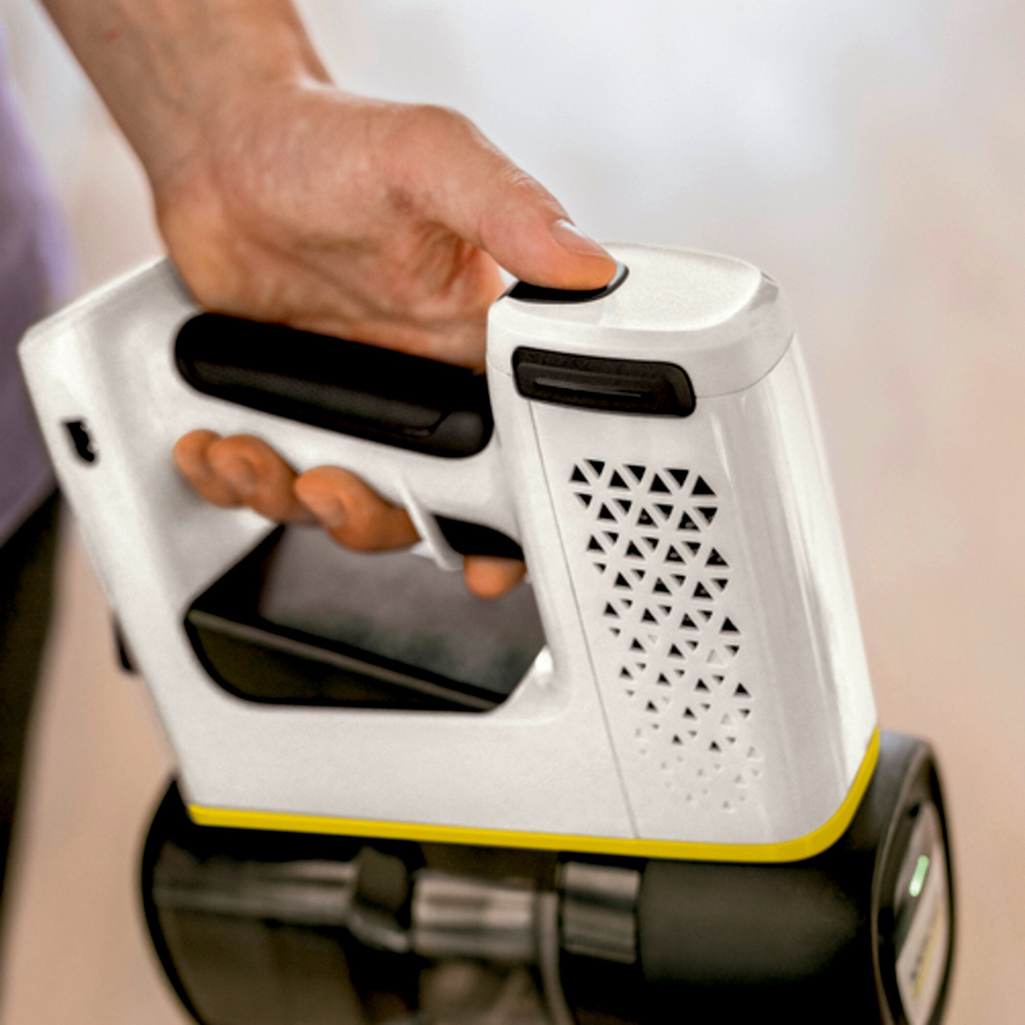 Aspirateur balai sans fil Karcher VC 4 Cordless myHome - 2
