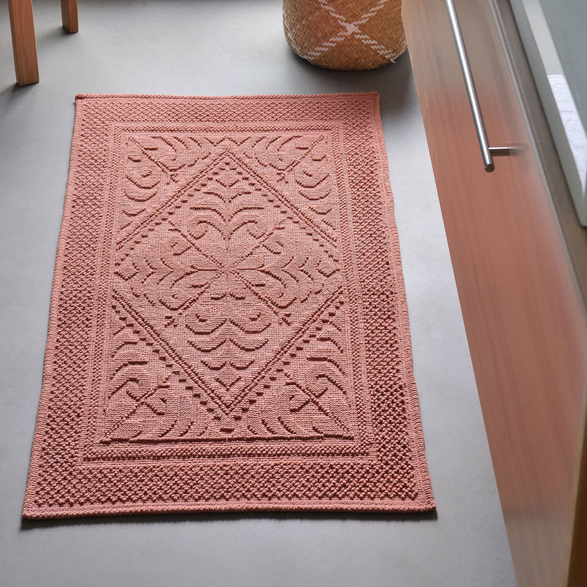 Tapis de Bain Orange : Nuances, Harmonies et Effet Lumineux Tapis de Bain Orange : Nuances, Harmonies et Effet Lumineux