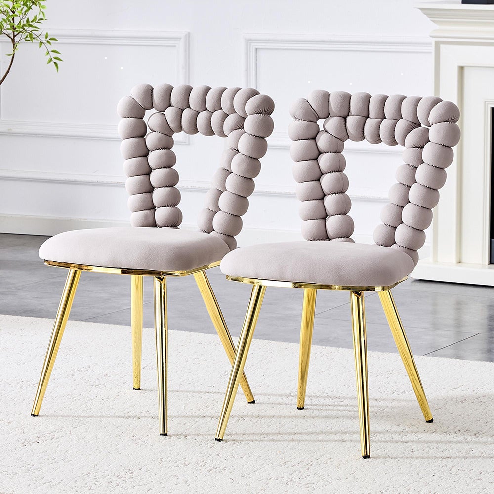 Krzesła do jadalni z aksamitu (zestaw 2 szt.) – oparcie z trójkątnym wycięciem, nogi z metalu pokrytego złotem, jasnoszary kolor