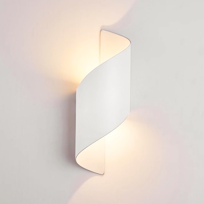 Wewnętrzna/zewnętrzna lampa ścienna LED, IP65 Wodoodporna, Metalowa Spiralna Lampa Ścienna, Dekoracyjne Oświetlenie Ogrodowe, Ciepłe Światło