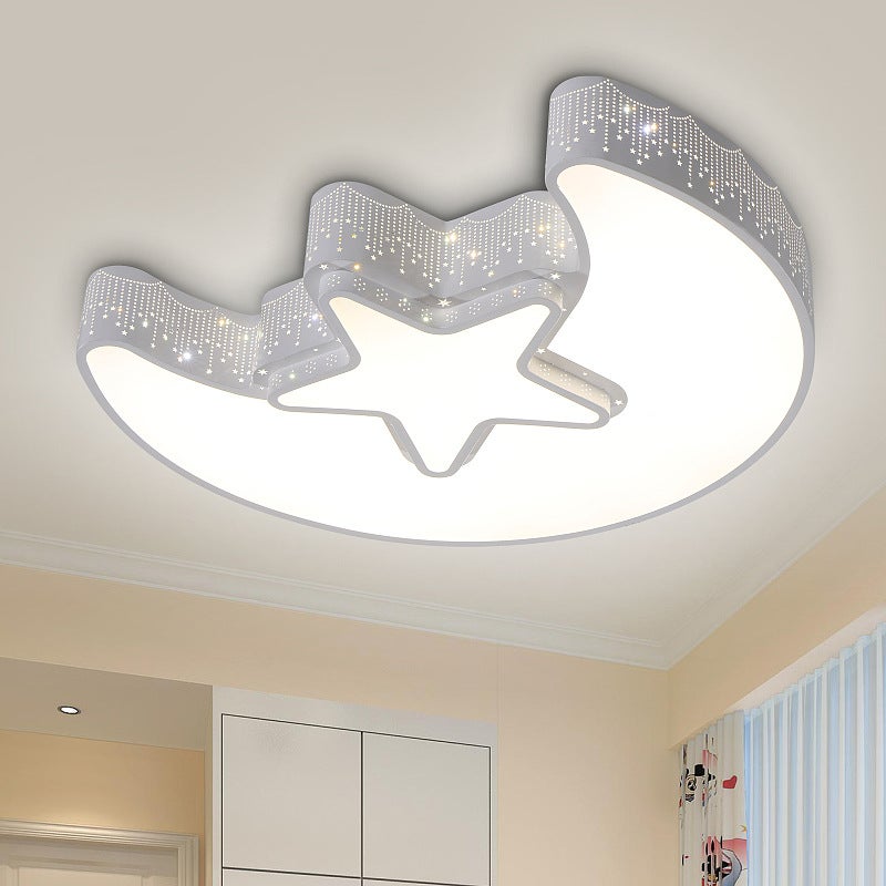 Plafoniera A LED A Forma Di Luna – Diametro 26/38 Cm, Altezza 6 Cm, 3 Colori Luce (calda/neutra/fredda), Telecomando Opzionale