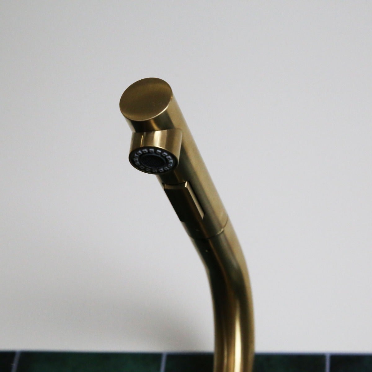 Pure II mitigeur évier à douchette extractible or brossé - 4