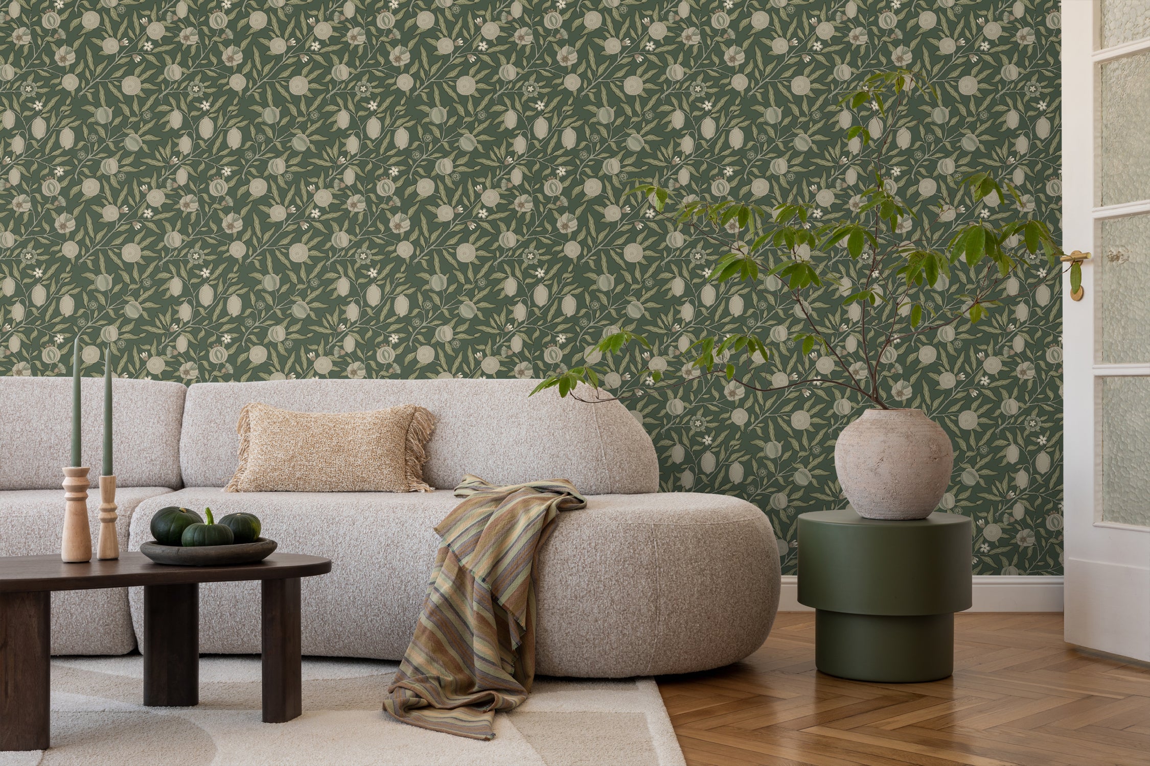 Papier peint des fruits et des feuilles exotiques vert foncé et taupe - 50 x 900 cm - ESTAhome - 5