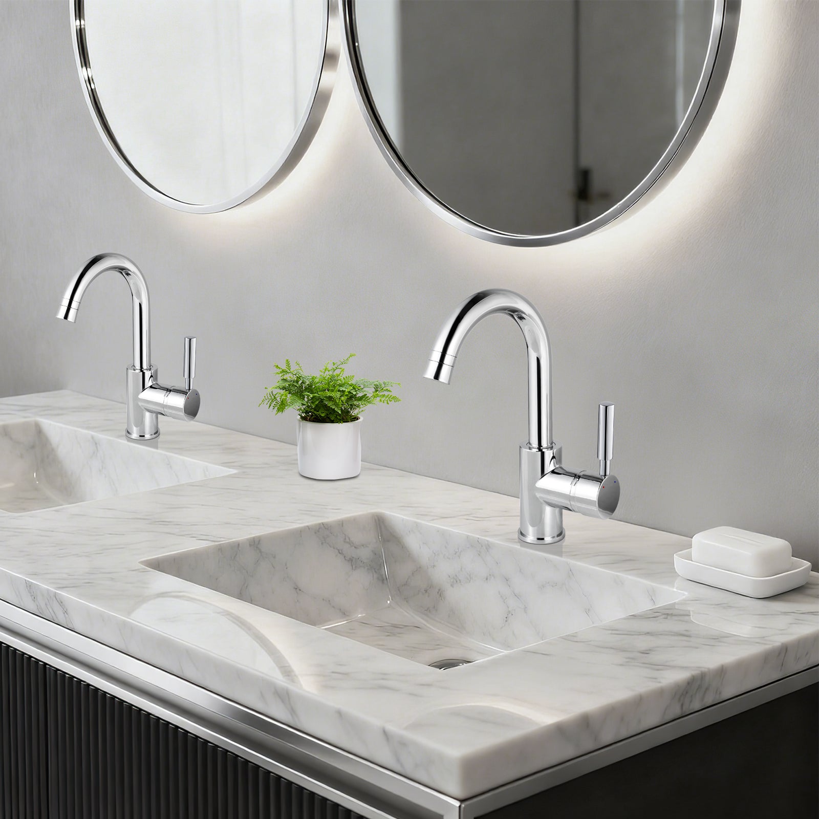 LOVHAUS Bateria Łazienkowa, Obrotowa w 360° Chromowana Mosiądz Bateria Umywalkowa z Mieszaczem Ciepłej/Zimnej Wody 2 Sztuki