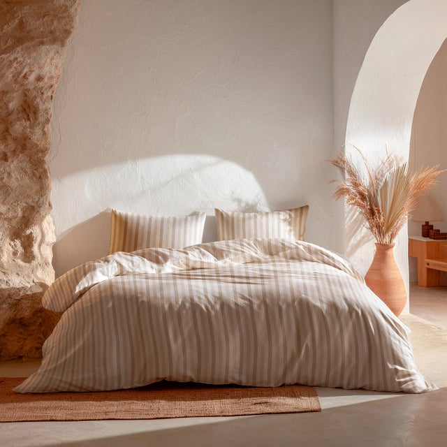 Housse de couette 100% coton 260x240 cm + 2(50x90) cm taupe - Nuvia