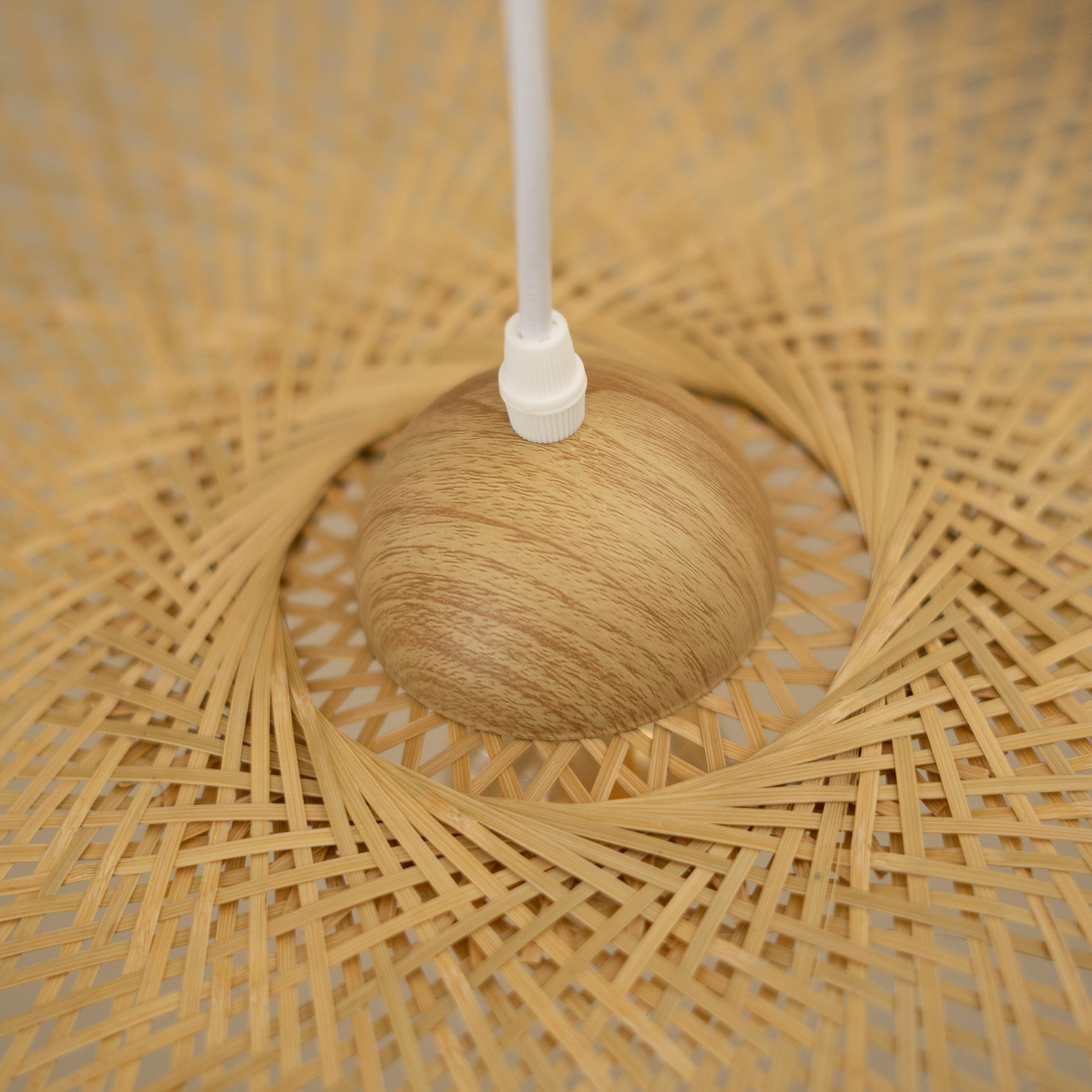 Suspension D75 cm en bambou avec fil blanc - Jipi - 3