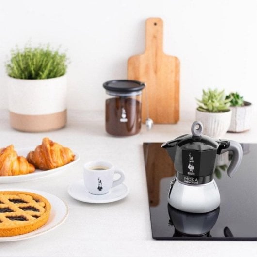 Cafetière italienne BIALETTI Moka induction 6 tasses black - 3