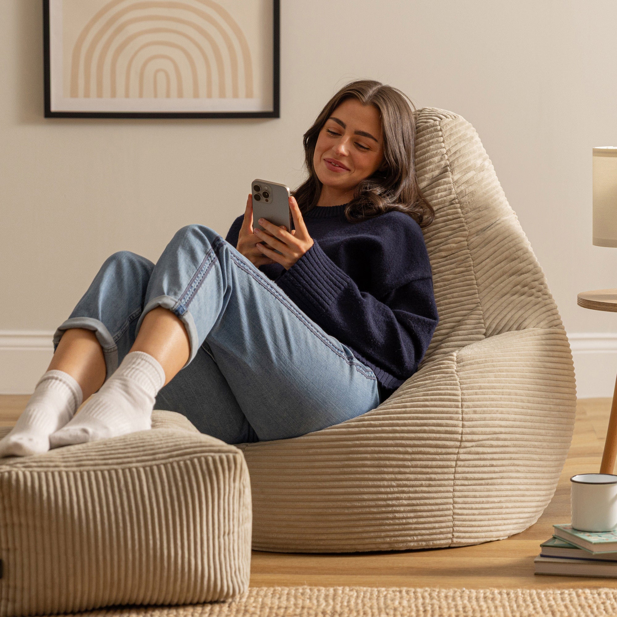 Pouf Icon à dossier haut avec repose-pied carré velours côtelé beige galet, 84x84cm, Made in Allemagne, Oeko-Tex® - 3