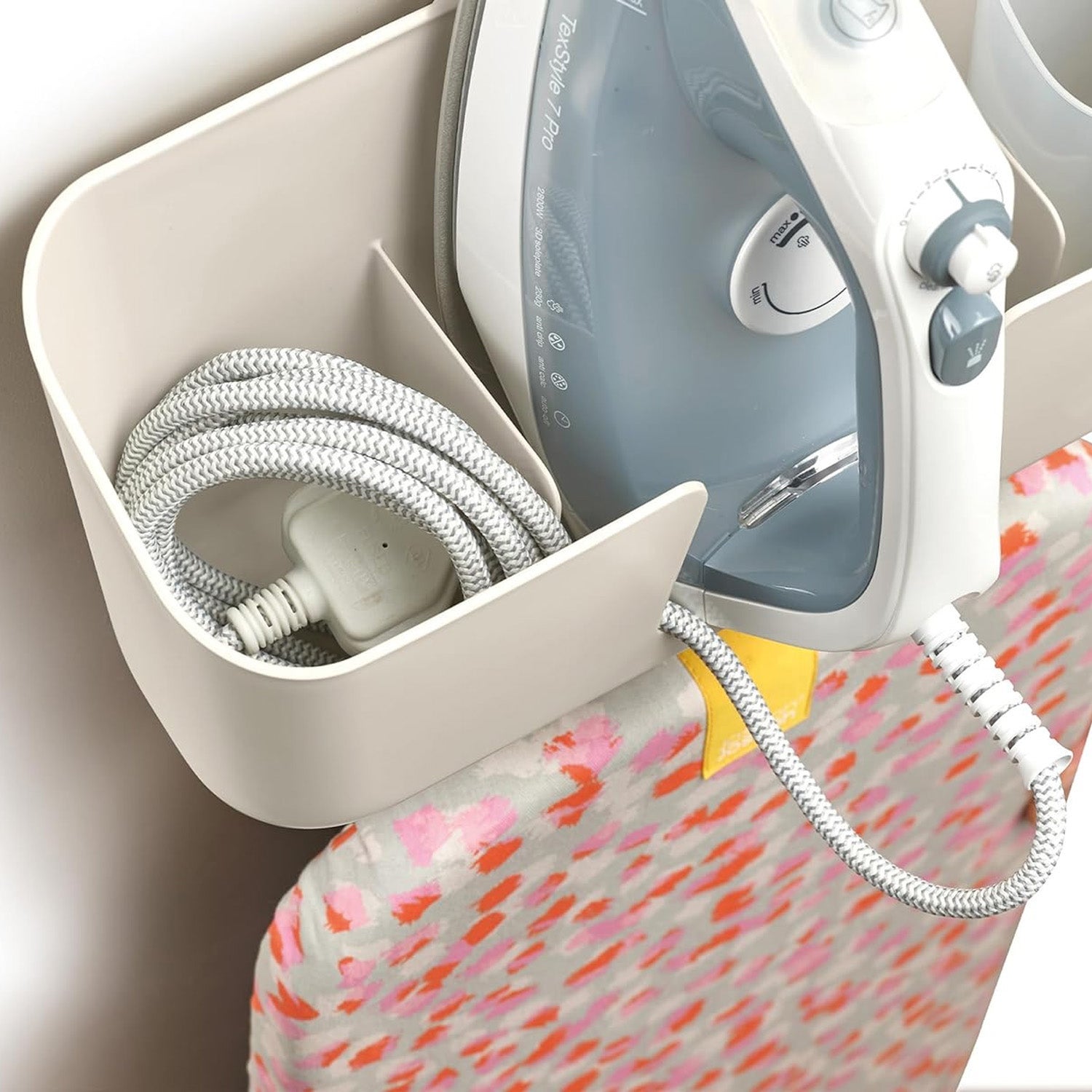 Joseph Joseph organizer na żelazko i deskę do prasowania Iron