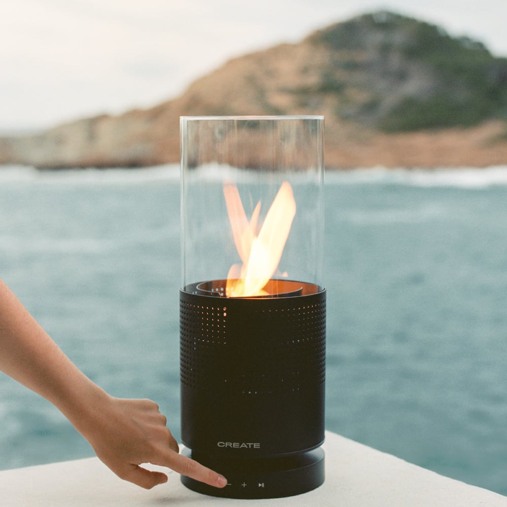 SPEAKER FIRE - Głośnik Bluetooth z płomieniem na bioetanol i oświetleniem LED