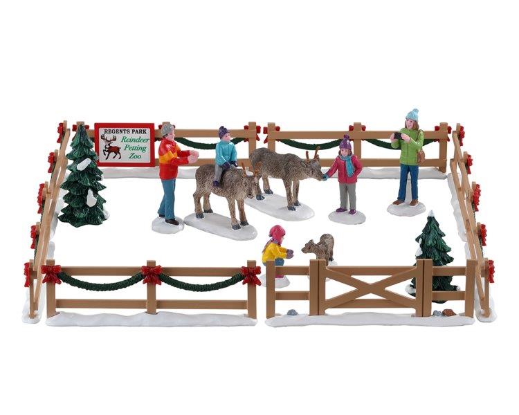 Lot De 3 Figurines Skieurs Avec Raquettes Marchant - Décoration Polyrésine Pour Village De Noël Magique