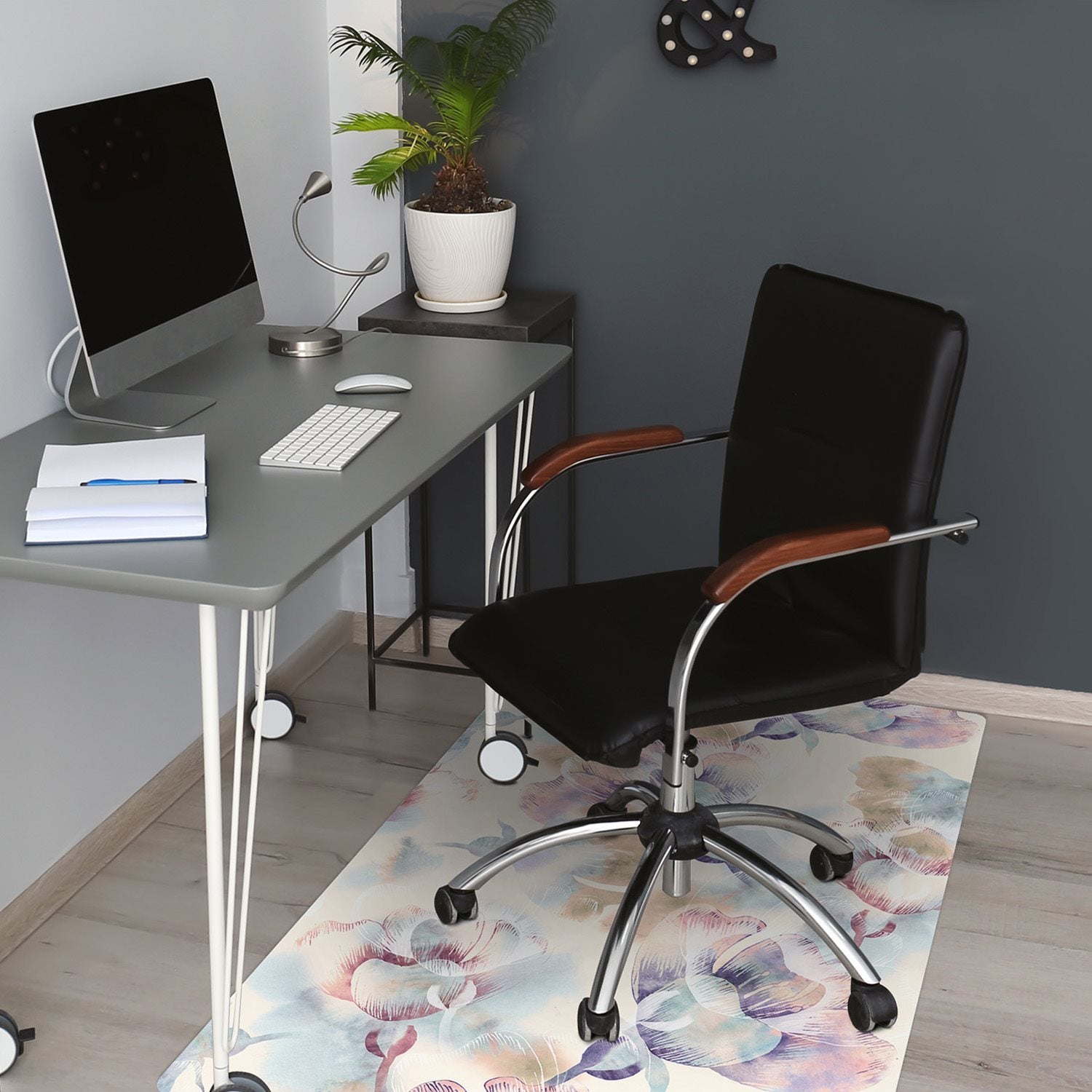 Mata winylowa pod krzesło, Wzór kwiatowy drewniane deski 120x90 cm – Tulup - 4