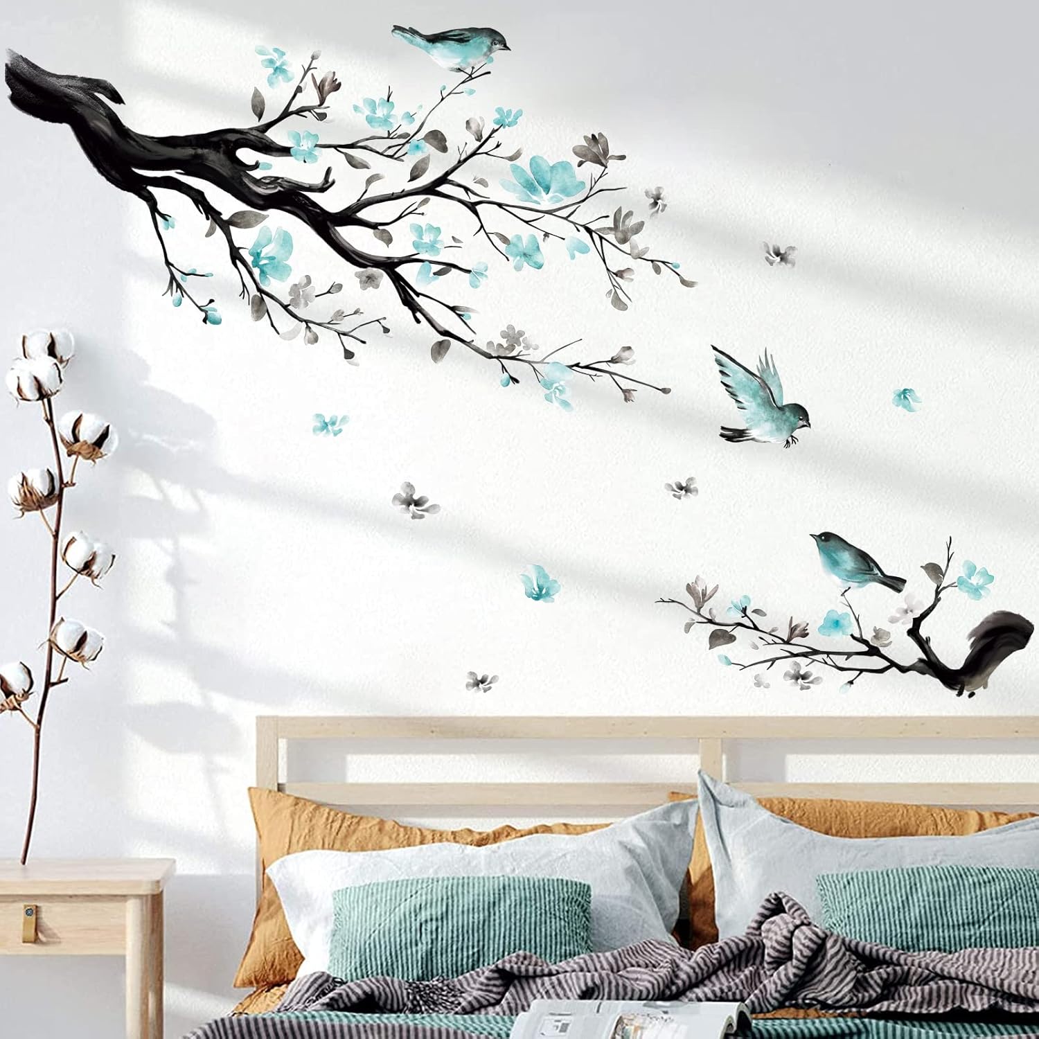 Pegatinas de pared con ramas de flores, flores azules, árboles y pájaros, para dormitorio infantil, sala de estar y decoración de pared.