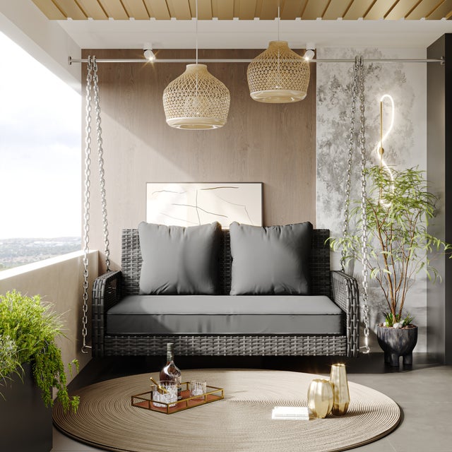 Balançoire Hollywood 2 places rotin gris coussin gris amovible lavable,mobilier suspendu discret jardin espaces extérieurs.