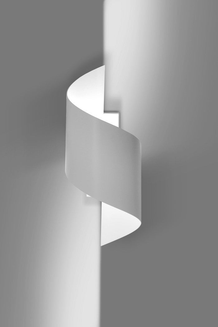 Kinkiet ścienny Spiner biały 1xG9x8W wym: 30 x 14 cm metal IP20 Emibig