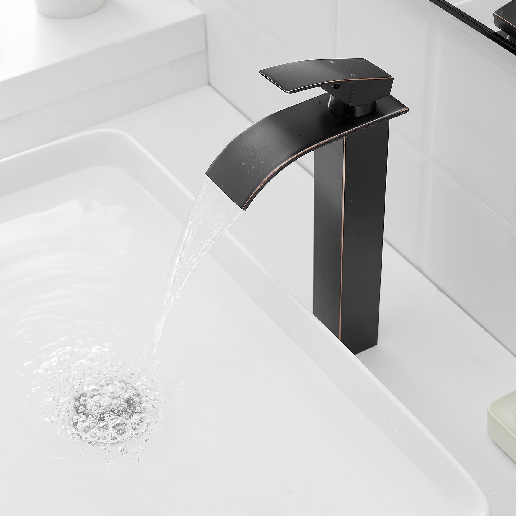 TIBRE XL Robinet mitigeur haut bec cascade noir brossé - salle de bain - 2