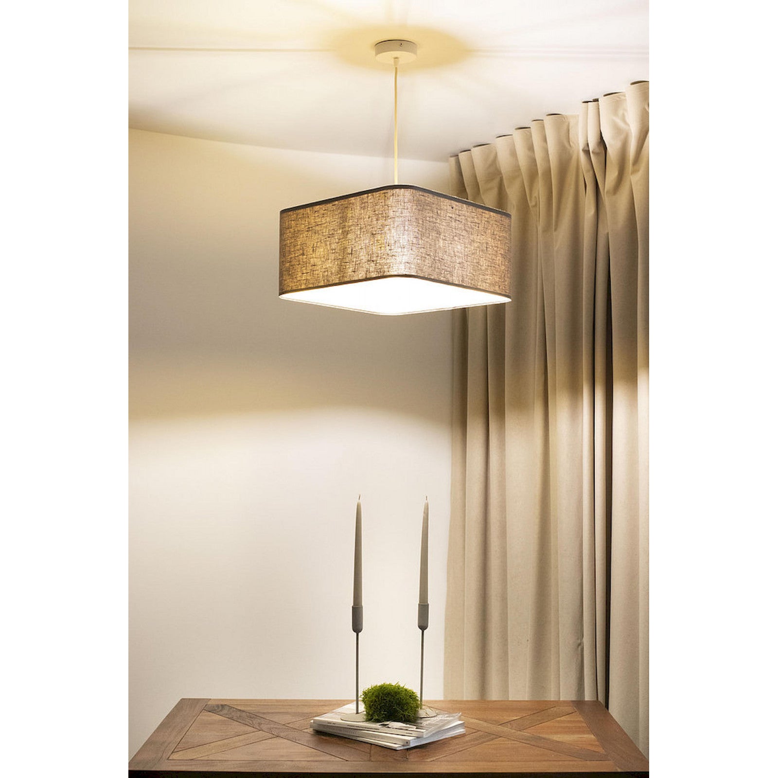 Suspension textile lin beige élégance dorée - Hauteur 25 cm | Leroy Merlin