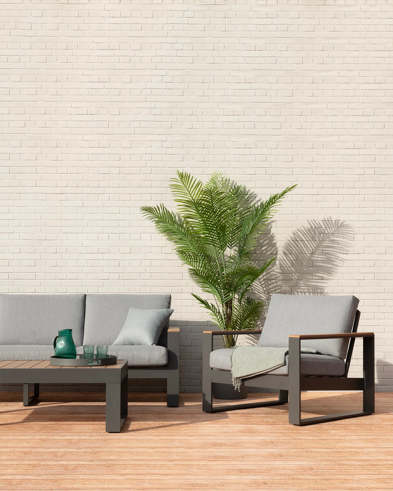 Canape jardin 2 places aluminium anthracite et accoudoirs effet bois - Manhattan - 2